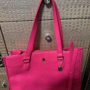 Neon pink Tote & Carry